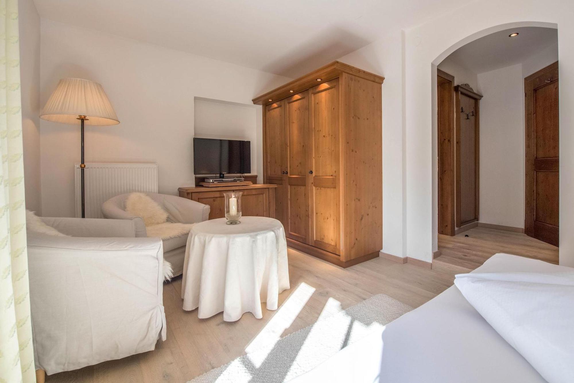 Hotel Alpenblick Zillertal 힙파흐 객실 사진